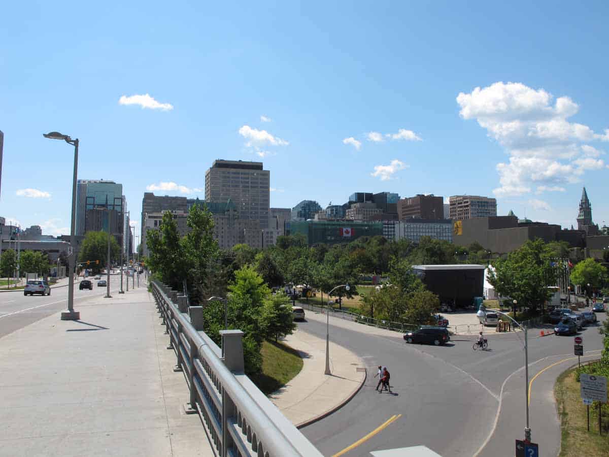 Lorne Building demolition in Confederation Square context