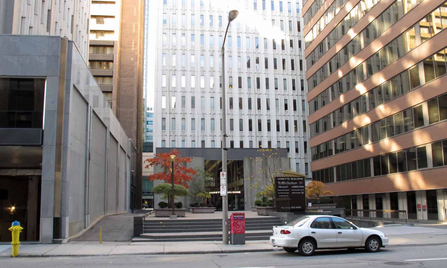 Rear courtyard along Slater Street