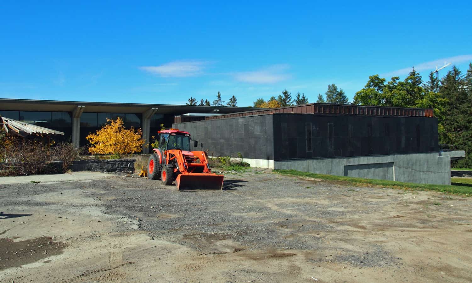 Approaching the cafeteria wing from the east