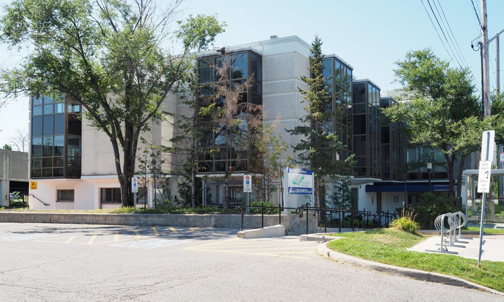 Ottawa Public Library, Carlingwood Branch