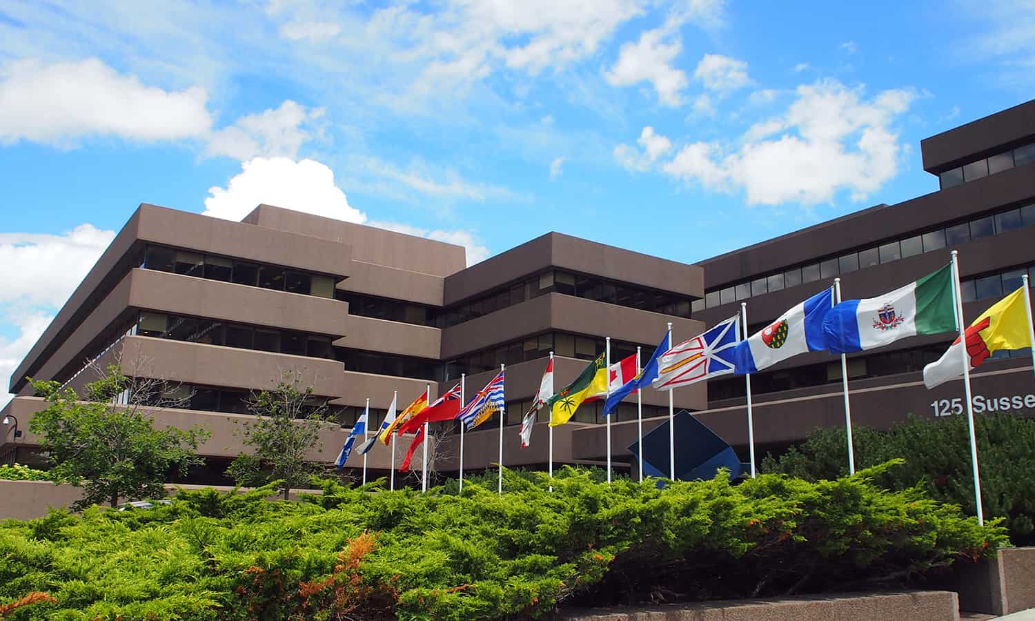 Lester B Pearson Building