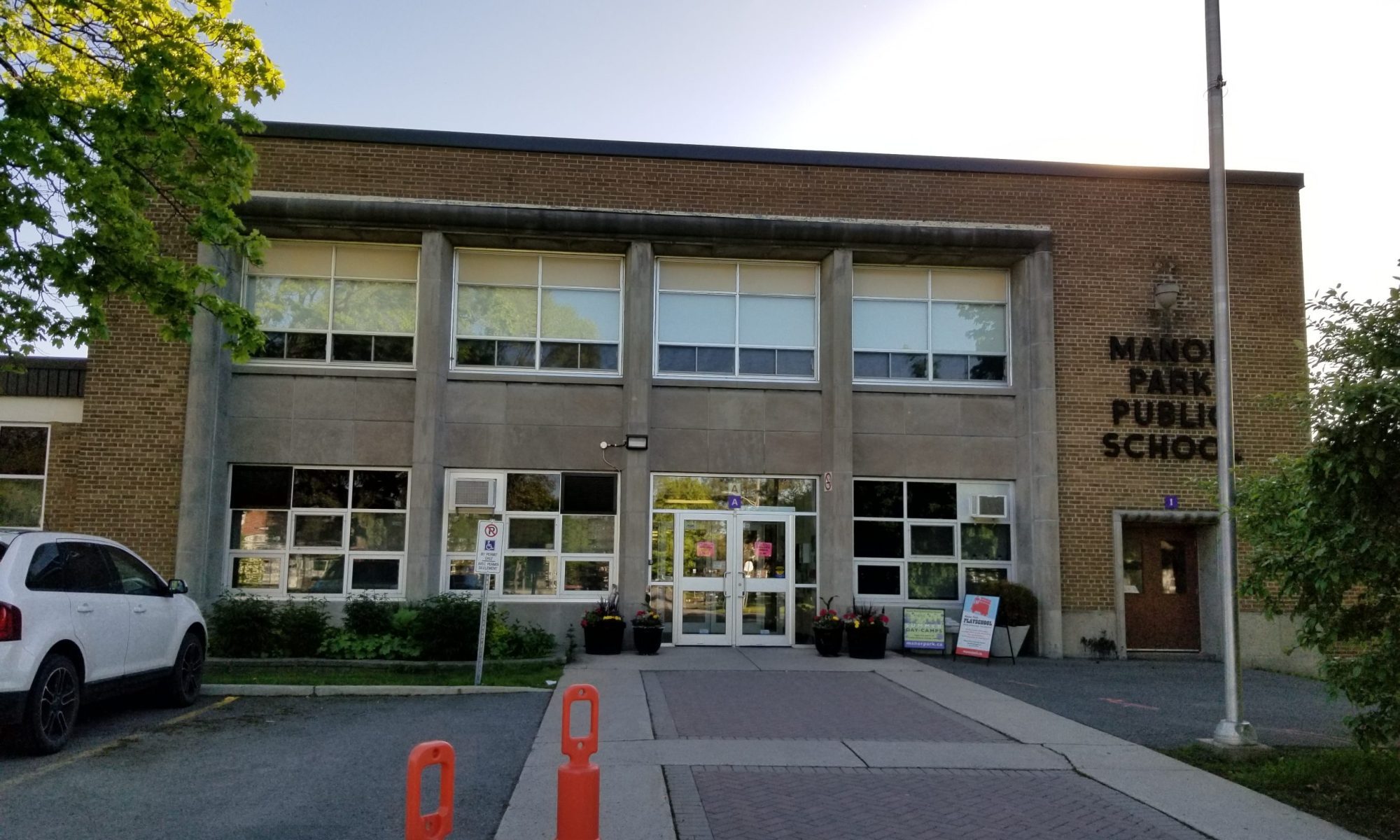 Manor Park Public School