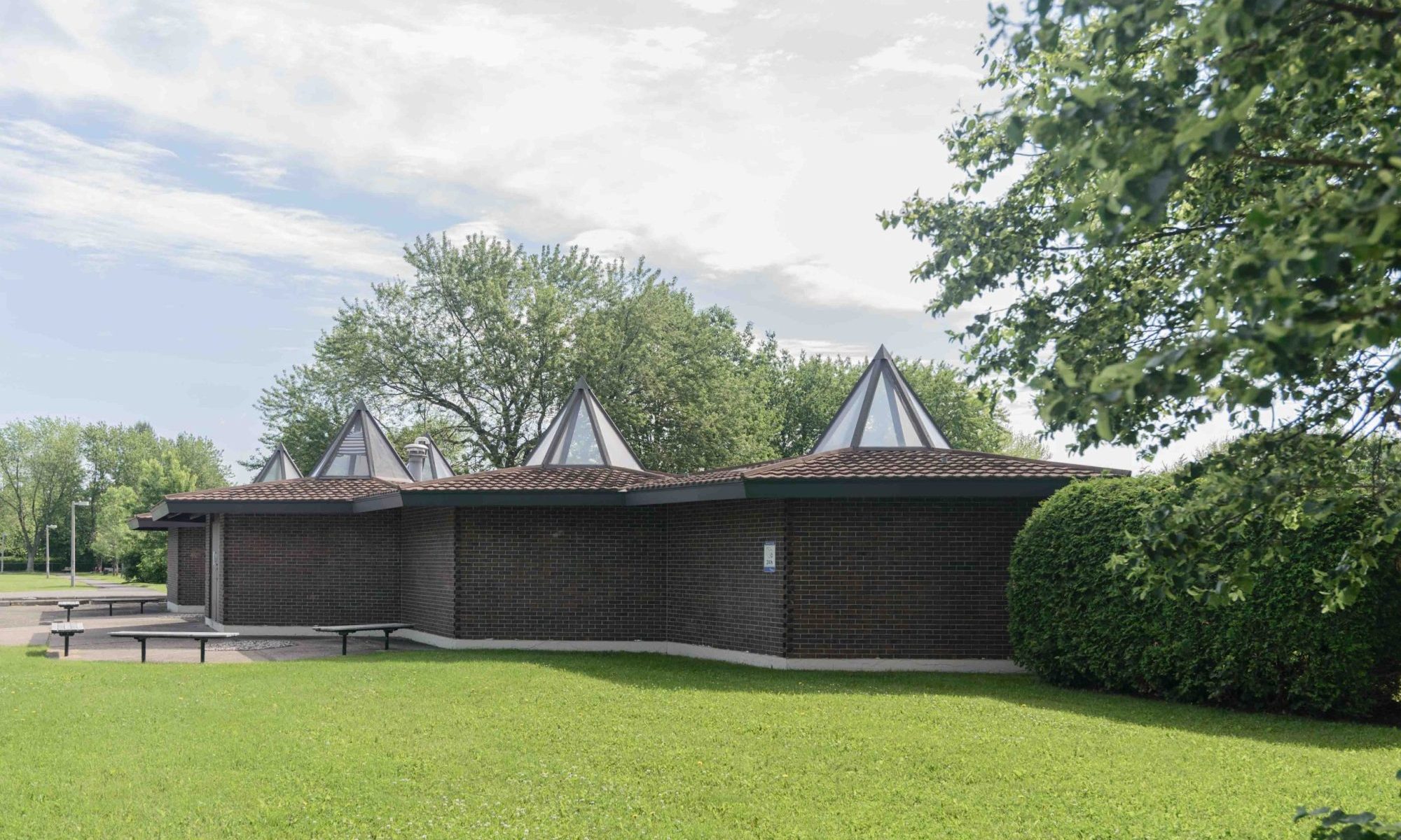 General Burns Park Pool Change Rooms